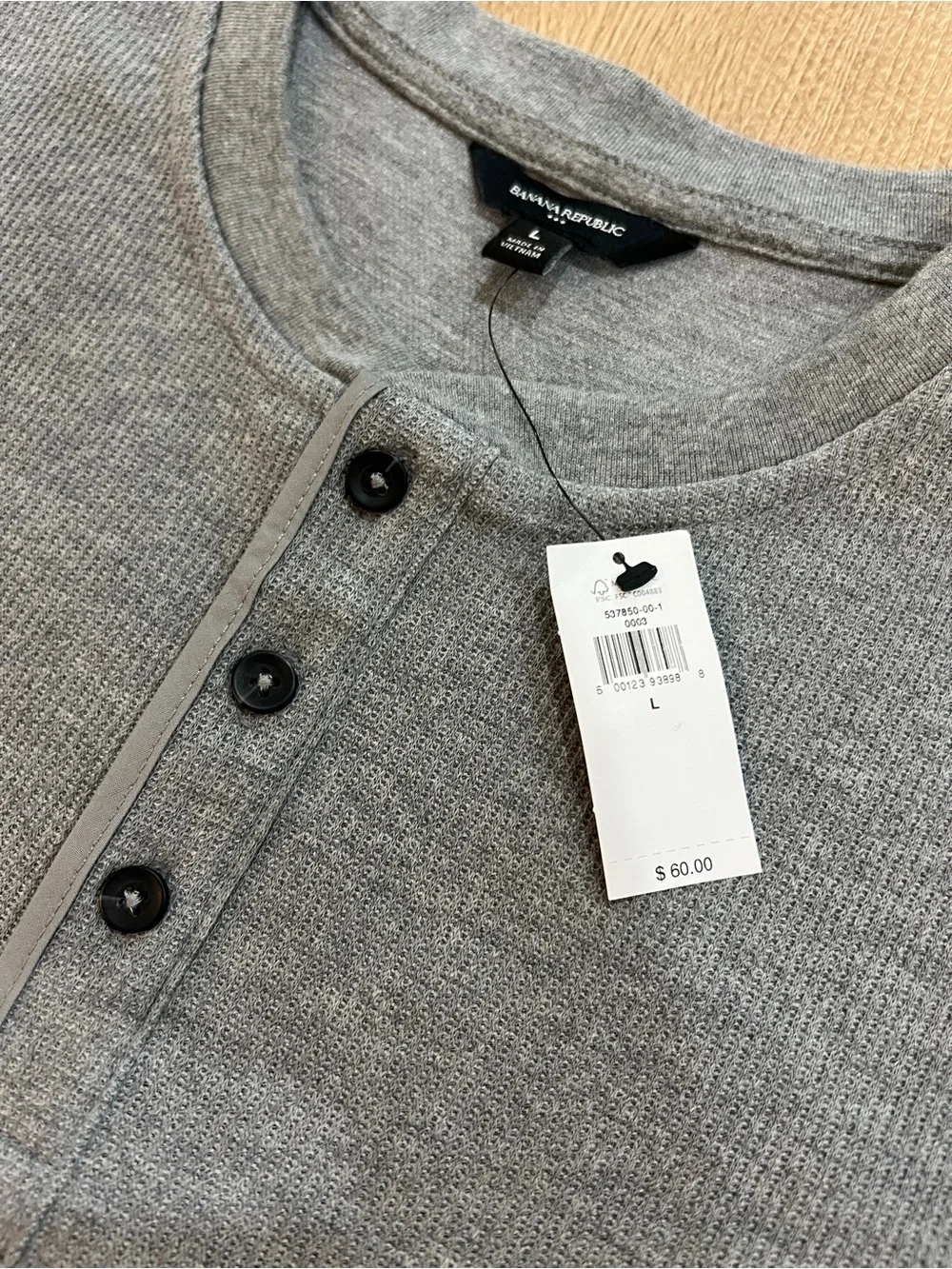 Banana Republic Men’s Size L Grey Waffle Knit Henley Pullover Long Sleeve Shirt